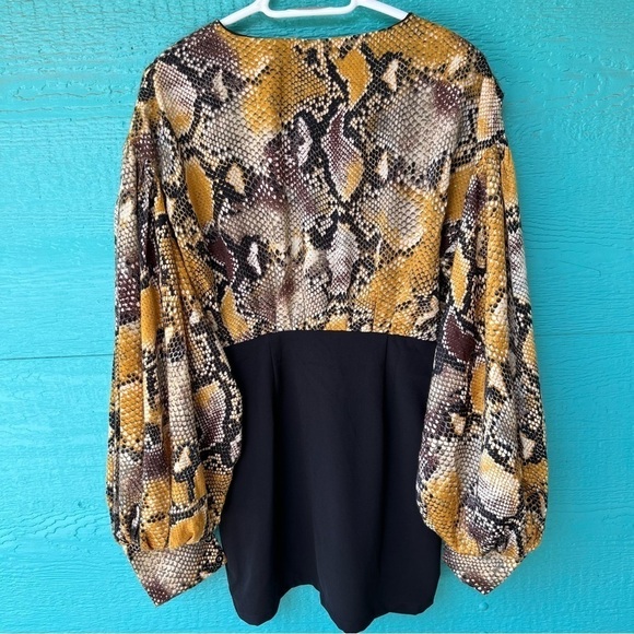 SHADES OF BLONDE LACE UP BALLOON SLEEVES REPTILE PRINT MINI DRESS SIZE LARGE NWT - Picture 7 of 10